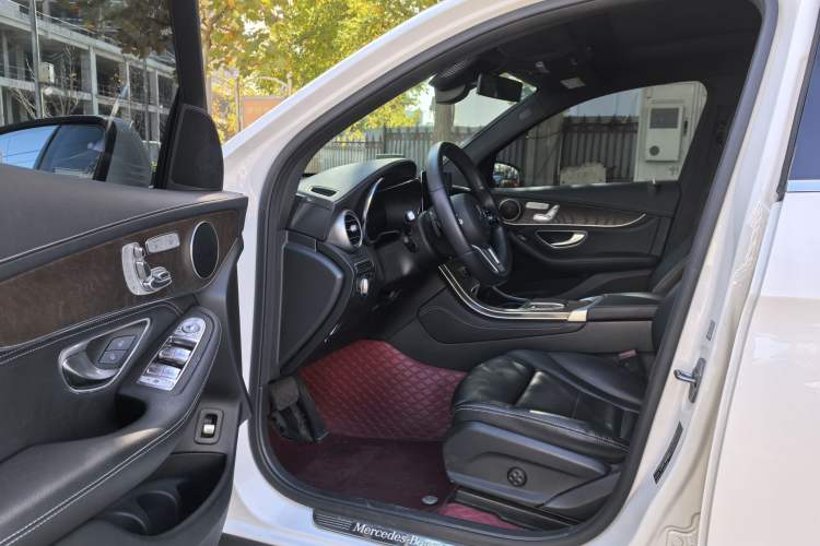 Used Mercedes-Benz GLC 2020 GLC 300 L 4MATIC Dynamic Edition