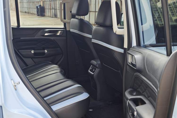 Used Tank 300 2021 2.0T Monet Tribute Limited Edition