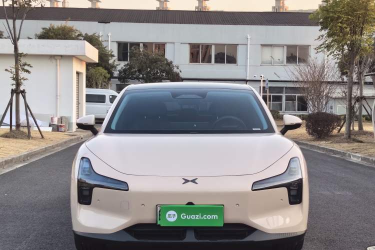 Used XPeng MONA M03 2024 620 with Ultra-Long Range
