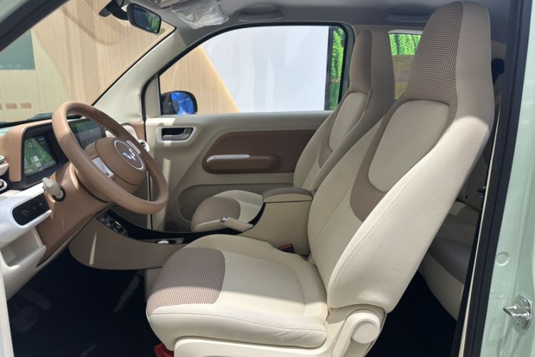 Used Wuling Hongguang MINIEV 2024 3rd Generation 215km Advanced Version