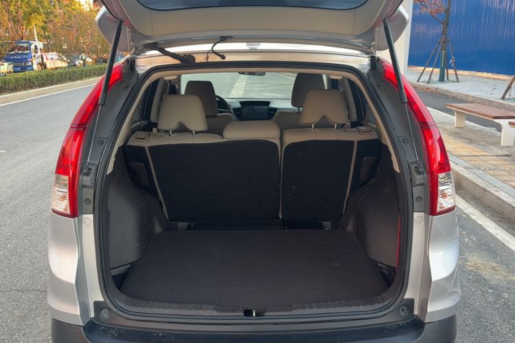 Used Honda CR-V 2012 2.0L two-wheel drive urban version
