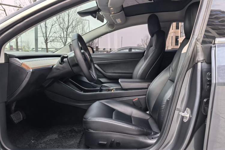 Used Tesla Model 3 2020 Long-Range Rear-Wheel-Drive Version