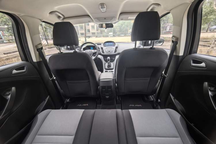 Used Ford Kuga 2015 1.5L GTDi Two-Wheel-Drive Comfort Model
