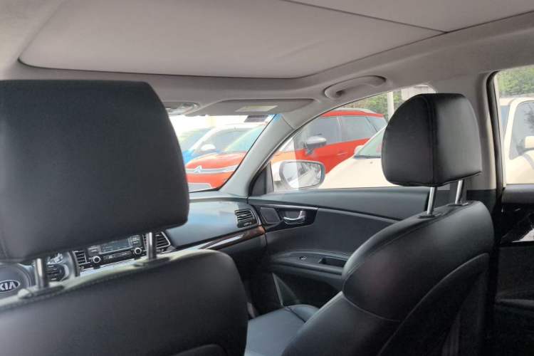 Used Kia K4 2014 1.8L Automatic DLX
