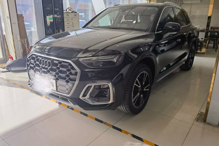 Used Audi Q5L 2022 40T Fashionable and Dynamic Model
