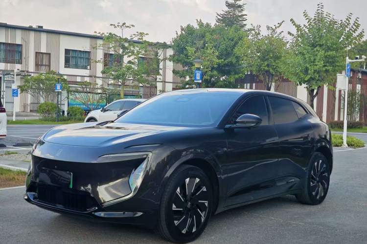 Used  07 2024 Pro+ All-Electric Version
