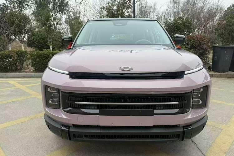 Used Geely Auto icon 2026 Model Chocolate 1.5TD Pure & Refined Edition