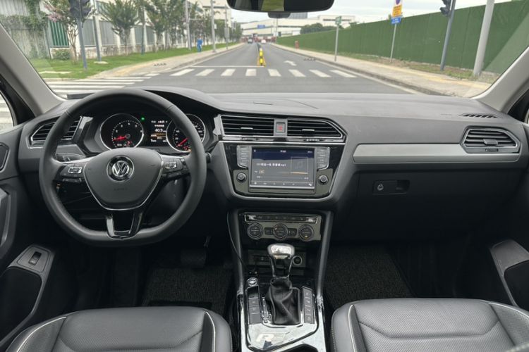 Used Volkswagen Tiguan L 2018 330TSI Automatic Two-Wheel Drive Flagship Edition
