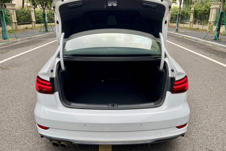 Used Audi A3 2017 Limousine 35 TFSI Fashion Model
