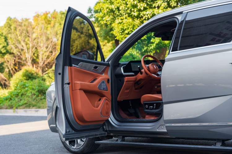 Used Wey Lanshan 2023 Four-Wheel Drive Ultra-Long Range Version
