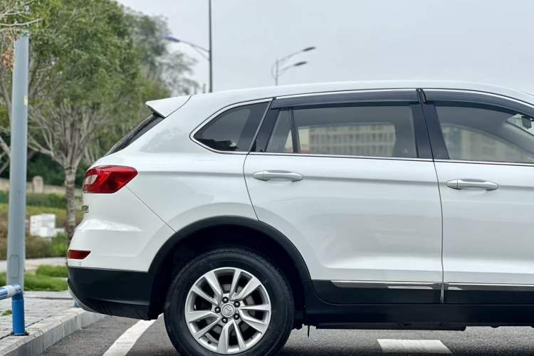 Used HYOSOW S6 2016 1.5T Manual Fashion Model
