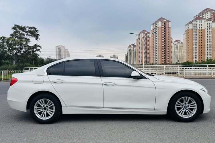 Used BMW 3 Series 2015 320Li Luxury Edition Fashion Model

