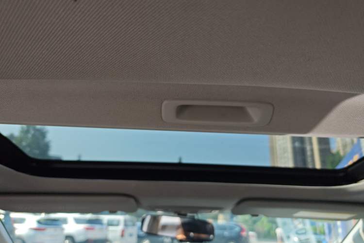 Used Honda Civic 2014 1.8L automatic comfort version
