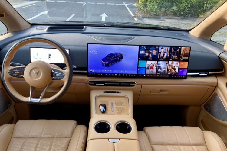 Used VOYAH Dream 2025 PHEV Four-Wheel-Drive Flagship Kunpeng Edition