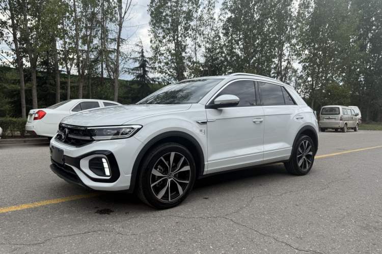 Used Volkswagen T-ROC 2024 300TSI DSG Two-Wheel-Drive Chen Guang Edition
