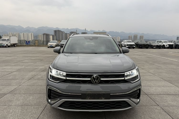 Used Volkswagen Tharu 2023 300TSI Two-Wheel-Drive Full Moon Edition