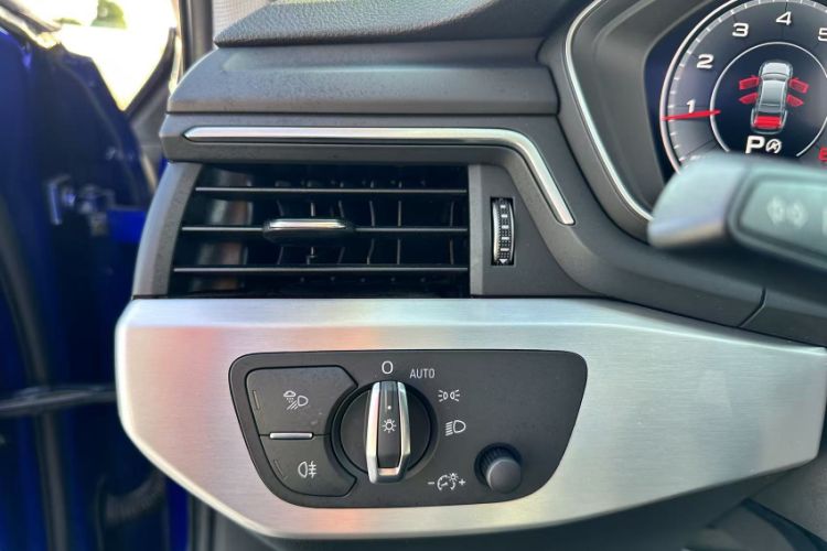 Used Audi A4L 2020 40 TFSI Fashion Dynamic Model
