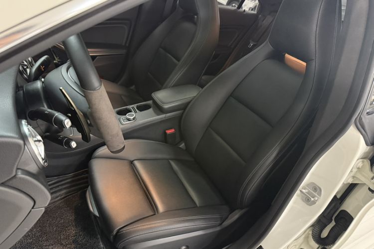 Used Mercedes-Benz CLA 2017 Facelifted CLA 200 Stylish Edition
