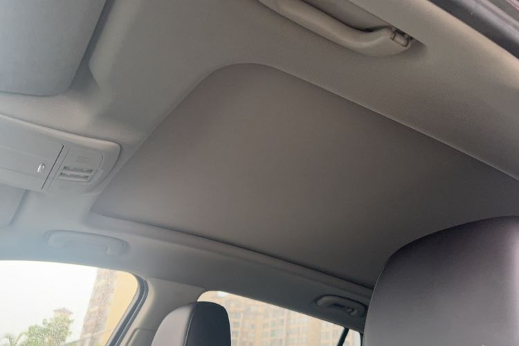 Used Buick Envision 2018 20T Two-Wheel-Drive Elite Model
