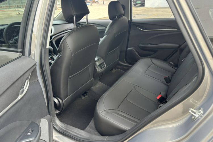 Used Buick GT 2018 18T Automatic Elite Model
