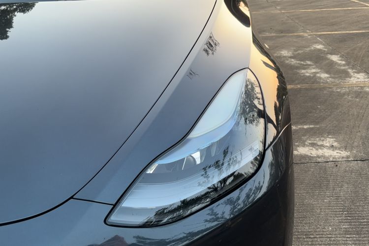 Used Tesla Model Y 2024 Long-Range All-Wheel-Drive Version
