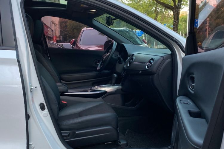 Used Honda XR-V 2017 1.8L EXi CVT Comfort Version
