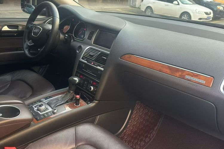 Used Audi Q7 2014 35 TDI Sport Edition