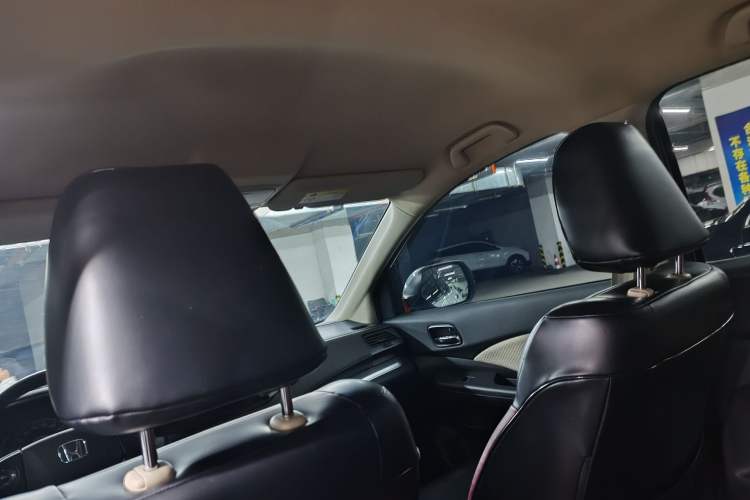 Used Honda CR-V 2016 2.0L Two-Wheel Drive Classic Edition
