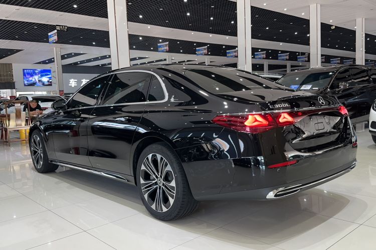 Used Mercedes-Benz E-Class 2025 Facelift E 300 L Luxury Edition
