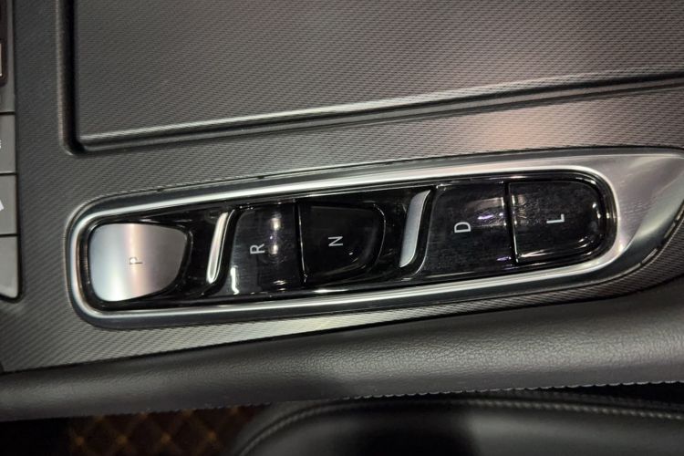 Used Buick Enclave 2020 28T Two-Wheel Drive Luxury Version
