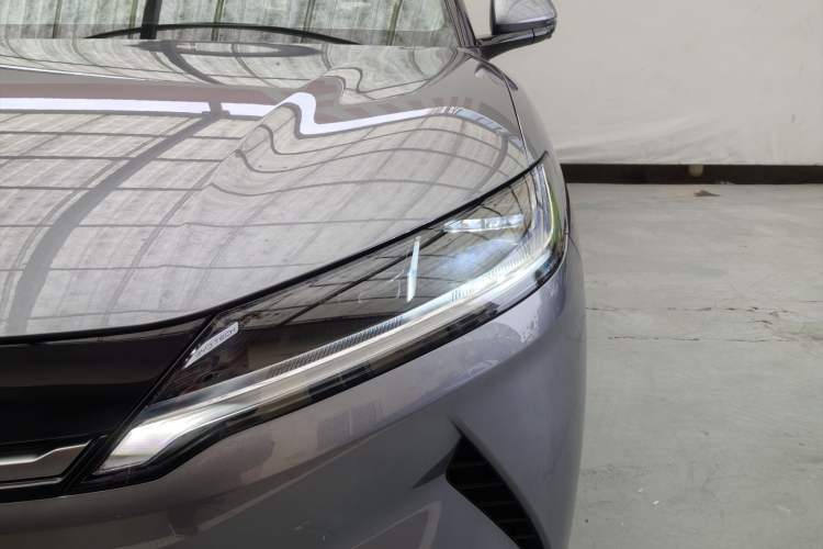 Used BYD Yuan UP 2025 Model 301KM Leading Version