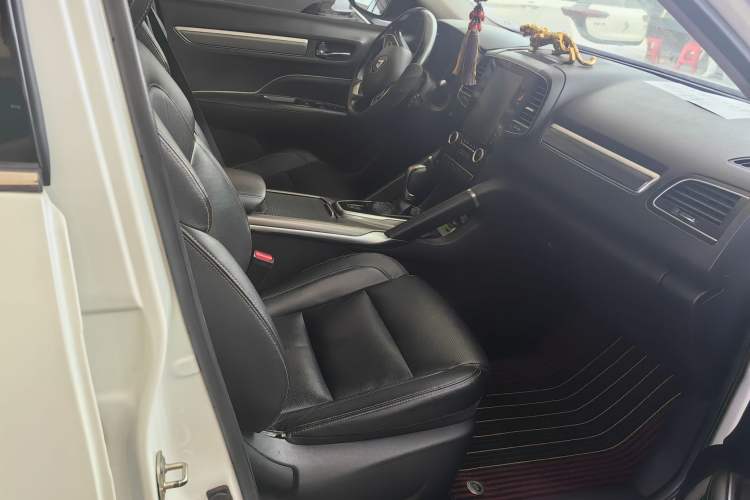 Used Renault Koleos 2017 2.0L Two-Wheel Drive Luxury Edition
