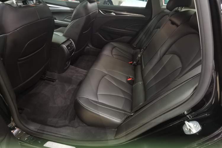 Used Buick LaCrosse 2021 652T Luxury Model
