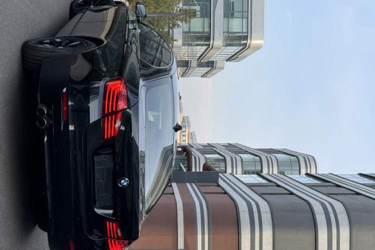 Used BMW 5 Series 2014 520Li Elegant Model
