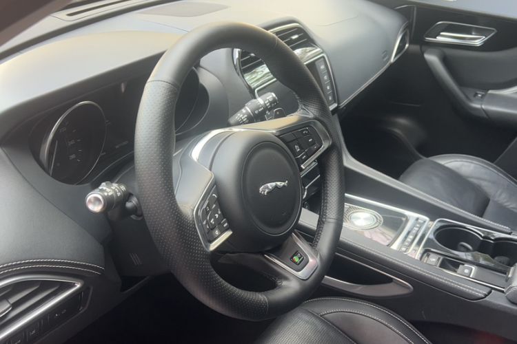 Used Jaguar F-PACE 2016 3.0 SC Four-Wheel Drive R-Sport Sport Edition
