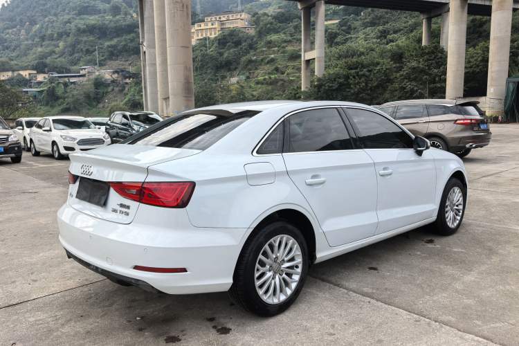 Used Audi A3 2016 Limousine 35 TFSI Prestige Edition
