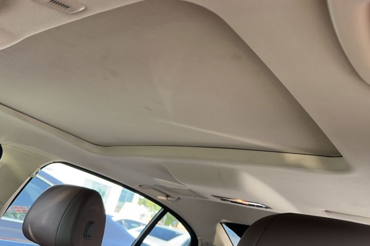 Used BMW 5 Series 2014 525Li Luxury Design Package
