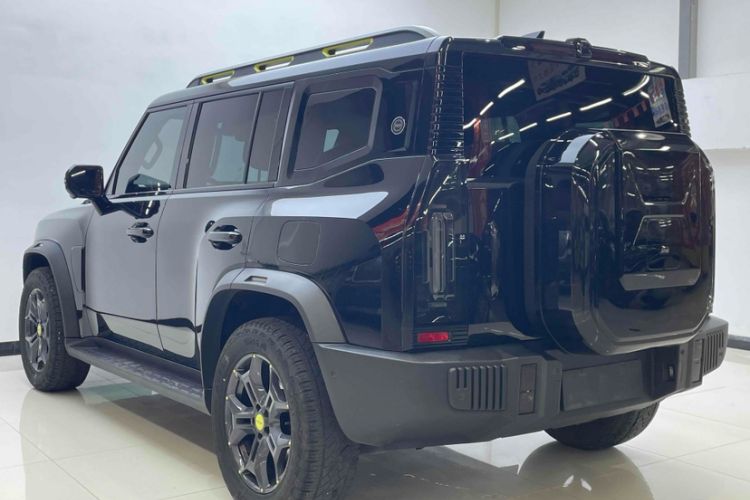 Used JETOUR Traveler 2023 2.0T All-Wheel Drive CrossPRO+
