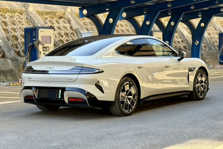 Used  SU7 2024 Rear-Drive Long-Range Intelligent Driving Version
