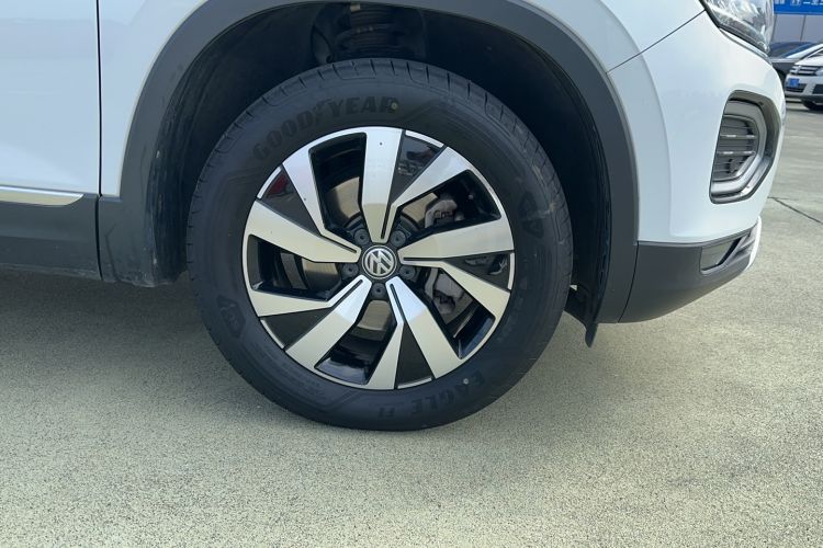 Used Volkswagen Tayron 2021 330TSI Two-Wheel Drive Luxury Connected Version Plus
