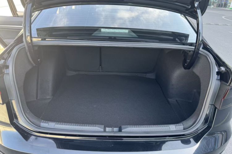 Used Volkswagen Lavida 2022 280TSI DSG Comfort Edition
