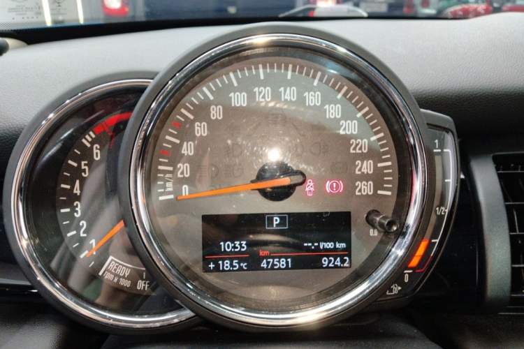 Used  MINI 2018 1.5T COOPER Classic Edition