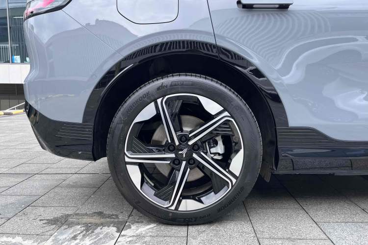 Used VOYAH COURAGE 2024 Long-Range Smart Edition
