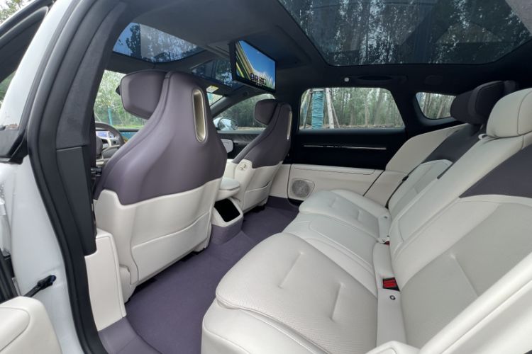 Used  12 2025 Ultra Extended-Range Edition
