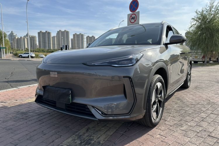 Used  E5 2024 530 km Exploration+ Version
