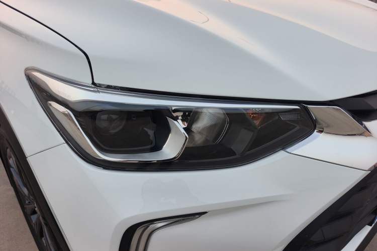 Used Chevrolet Trax 2021 325T Automatic Fun Edition China VI Standard
