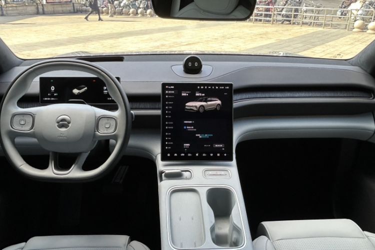 Used Nio ES6 2024 75 kWh
