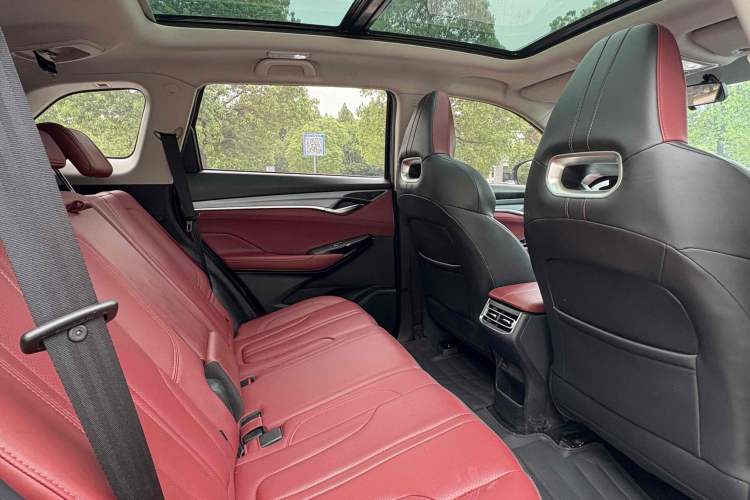 Used Changan CS75 PLUS 2022 1.5T Automatic Luxury Model
