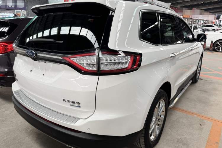 Used Ford Edge 2018 EcoBoost 245 Four-Wheel Drive Titanium 7-Seater
