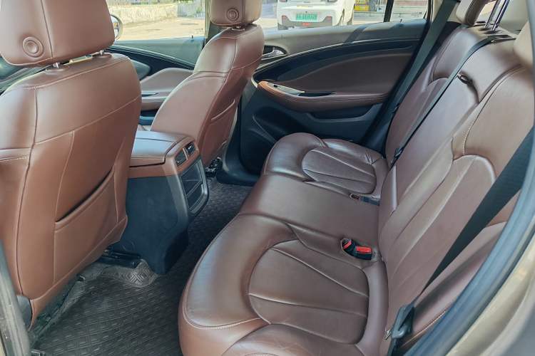 Used Buick Envision 2019 20T Two-Wheel Drive Luxury Version China VI Standard
